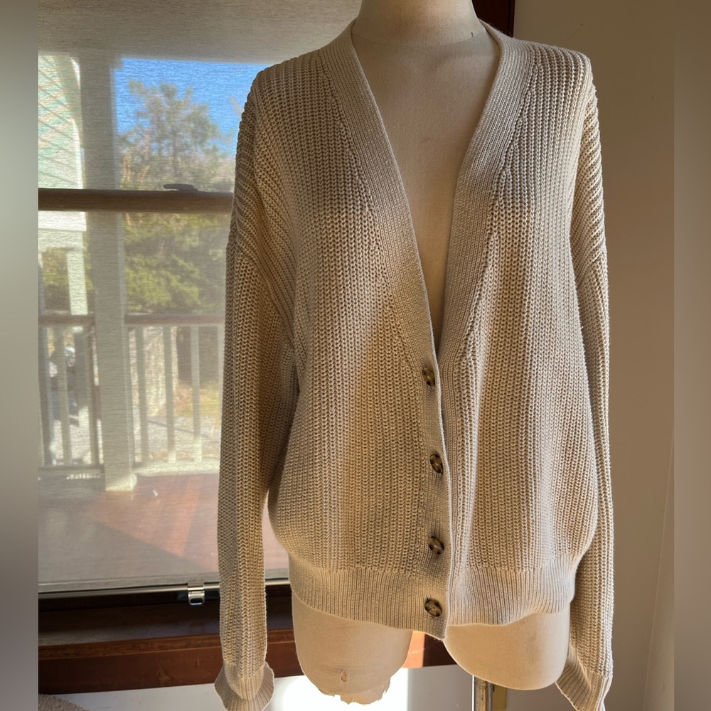 GAP Cream Women's Cardigan Sweater